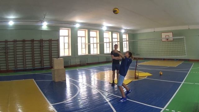 Волейбол. Тренировка у Алексея Сколобанова. смотреть онлайн