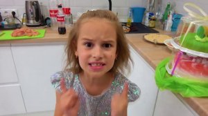 ВЛОГ День Рождения Алины  8 лет Отмечаем с друзьями