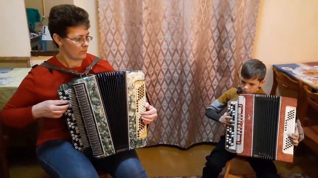 Матвеев Максим, 9 лет ; /1 класс, баян/ ; Тактаева Оксана Михайловна - М.Красев "Ёлочка". смотреть онлайн