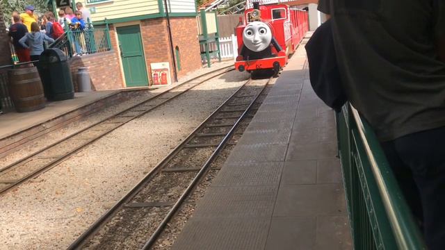 My Daughters 3rd Bday Vlog, Drayton Manor, Thomas Land And Drayton Manor Zoo