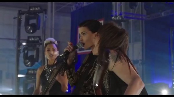 Pitch Perfect 3 EverMoist How a Heart Unbreaks ( Ruby Rose )