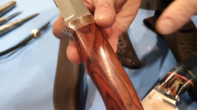 Выставка клинок, первый день, обзор ножей из стали S390 смотреть онлайн