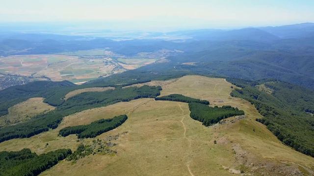 връх Звездец в Стара планина над Етрополе и наоколо - Zvezdec peak and around смотреть онлайн