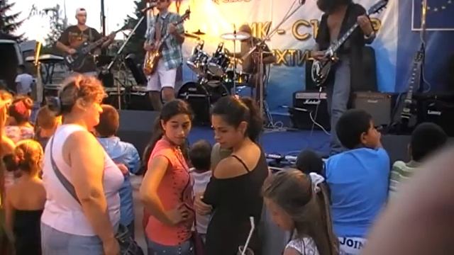 Инфинити - Улица без край - Ихтиман 15.08.2014 смотреть онлайн