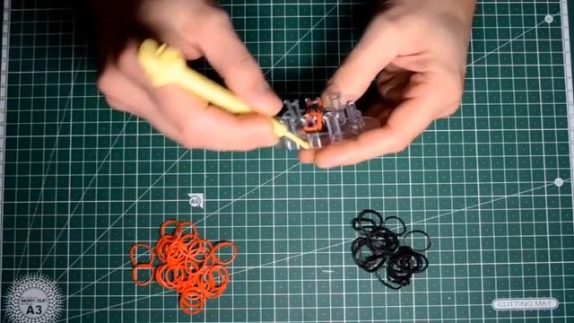 Відео урок№4 Monster Tail.Браслет із резинок Fishtail смотреть онлайн