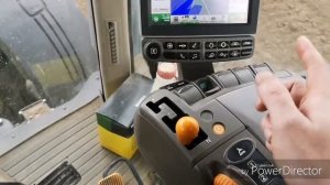 Обзор органов управления В ТРАКТОРЕ JOHN DEERE 8320R