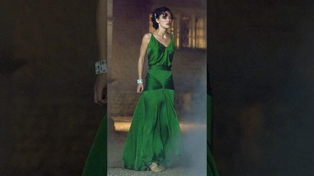 Зелёное платье Киры Найтли в фильме Искупление смотреть онлайн