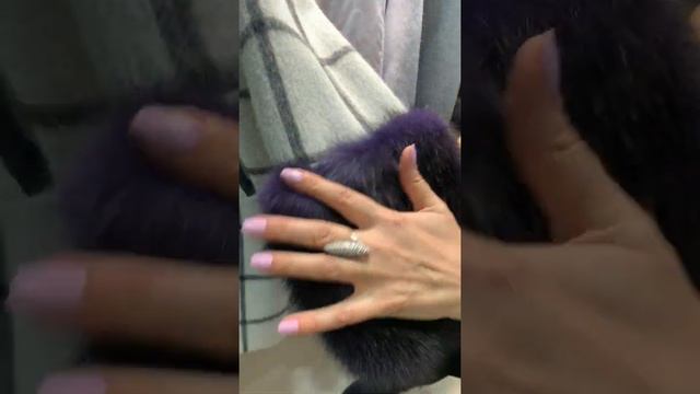 Шубы и пальто с мехом соболя в наличии в Милане:(+39)3341694865 смотреть онлайн
