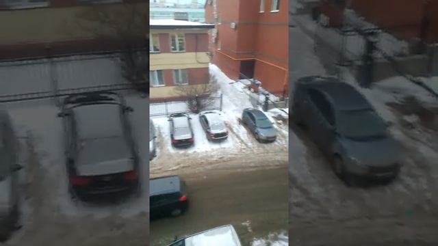 БЕСПРЕДЕЛ. ПЛАТНЫЕ ПАРКОВКИ ДЛЯ ЖИЛЬЦОВ ВО ДВОРАХ В КАЗАНИ ЦЫ смотреть онлайн