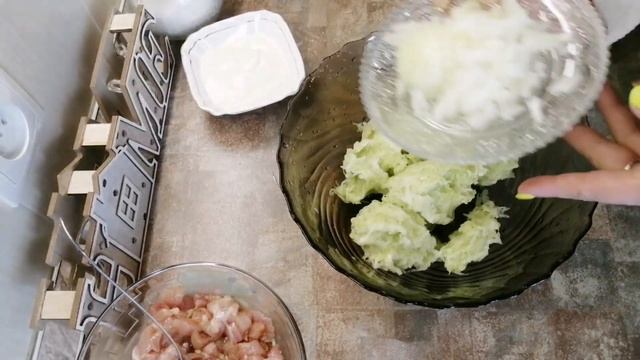 Лучшая ЗАПЕКАНКА из КАБАЧКОВ. ВКУСНАЯ и ПРОСТАЯ диетическая Кабачковая ПП ЗАПЕКАНКА ПП рецепт с КБЖ смотреть онлайн