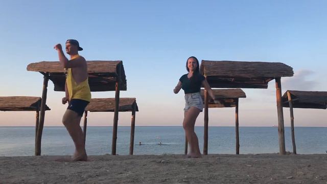 Зумба на пляже. Zumba Alberto Peres , Kuliki. смотреть онлайн