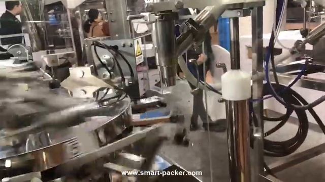 Предварительная сумка сумка ротационная наполнение вакуумной камеры уплотнительная машина на белом смотреть онлайн