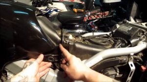 Замена воздушного фильтра Honda Goldwing GL 1800