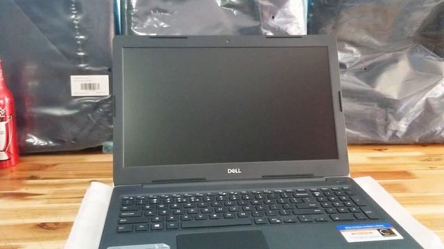 Mở hộp Dell Inspiron 3580 (70186847) Core i5 _8265U _4GB _1TB _AMD 520 2GB_W10 _FHD [Eaz.vn] смотреть онлайн