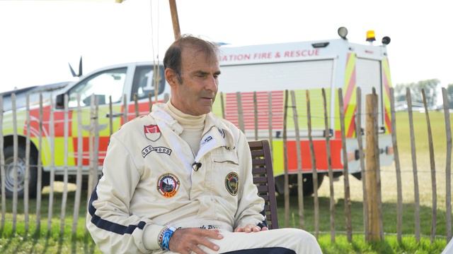Looking For Future F1 Racing Drivers - Emanuele Pirro смотреть онлайн