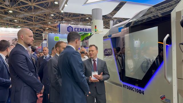 Российский токарный обрабатывающий центр "Саста" мод. НТ500 в новой облицовке смотреть онлайн