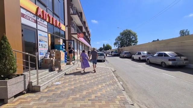 Новомихайловский. ЧЕРНОЕ МОРЕ - куда поехать летом 2022 вместо Турции? Обзор - набережная, пляж смотреть онлайн