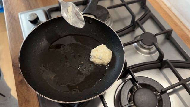 ТВОРОЖНЫЕ ОЛАДЬИ С БАНАНОМ НА ЗАВТРАК | Irina Belaja смотреть онлайн