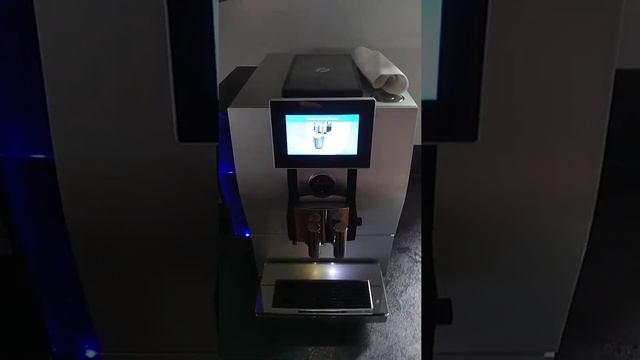 Jura Z8 - 20 minute cleaning cycle смотреть онлайн