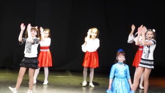 Дутка Татьяна 6 лет "Раз ладошка " смотреть онлайн