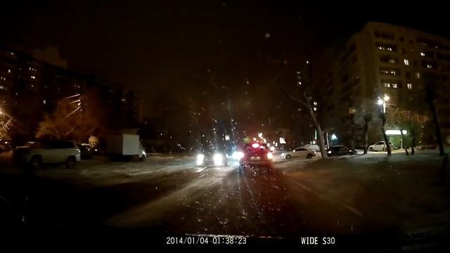 Видео Neoline Wide S30 ночь не освещенные участки тест форумповидеорегистраторам рф смотреть онлайн