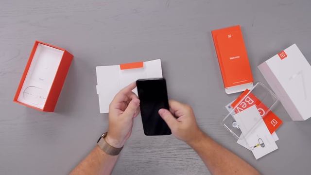 Распаковка OnePlus 7 Pro - лучший Android 2019?
