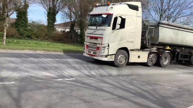Volvo globetrotter horn #volvo смотреть онлайн