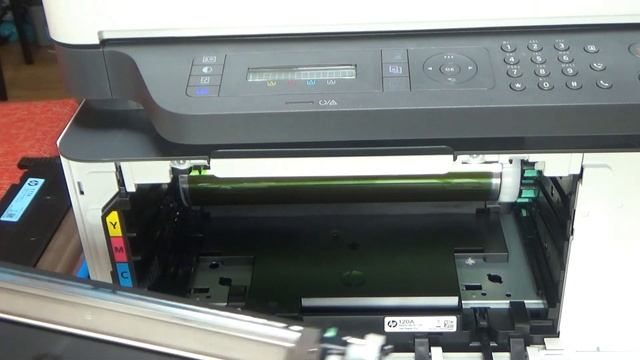 HP Color Laser MFP 179fnw 178nw Remove install replacing toner cartridge смотреть онлайн