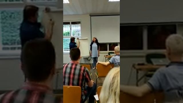 Интуитивное соревнование.Фрагмент курса "Сверхчувственное восприятие" Чехия.Прага смотреть онлайн