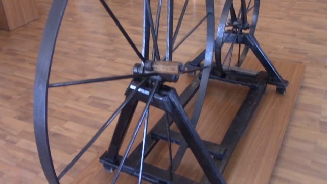 Первый велосипед. Ефим Артамонов. смотреть онлайн