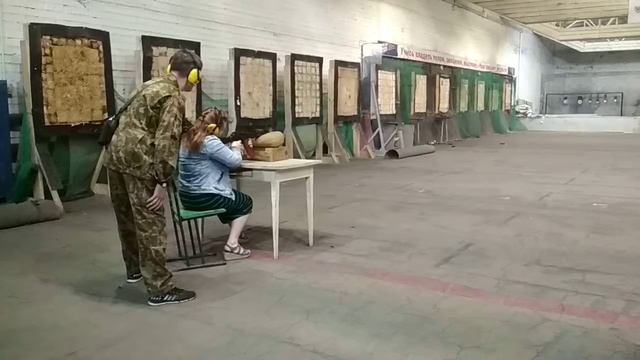 Девушки с автоматами неотразимы смотреть онлайн
