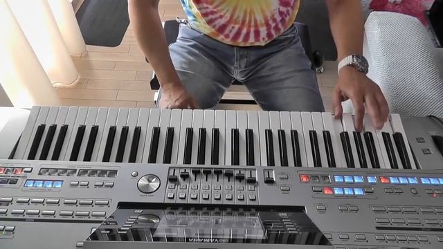 Despacito cover T5 by Jarek M смотреть онлайн