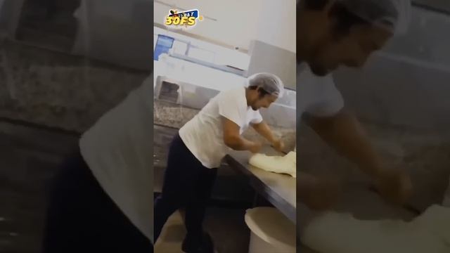 ??Обычный день обычного повара? ??An ordinary day for an ordinary chef? смотреть онлайн