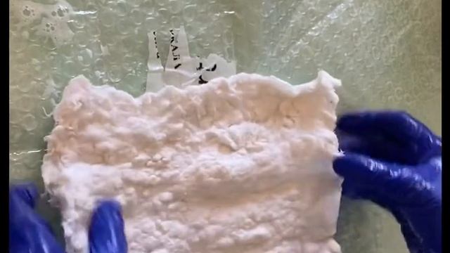 Создаем фактурный войлок из шерсти мериноса и льняной ваты, приваливаем собачий пух и льняную вату смотреть онлайн