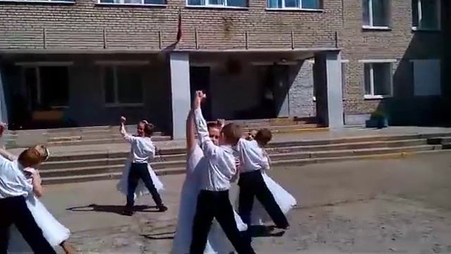 Танец Вальс(с мальчиками) смотреть онлайн