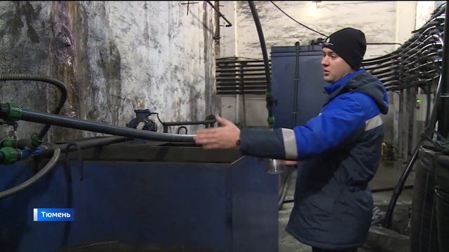 Неприятный запах тюменской воды спровоцирован ее крайне низким уровнем в Туре смотреть онлайн