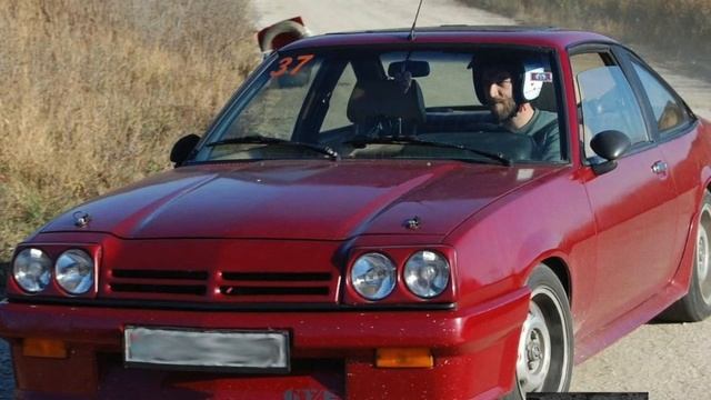 Opel Manta B pop and bang смотреть онлайн