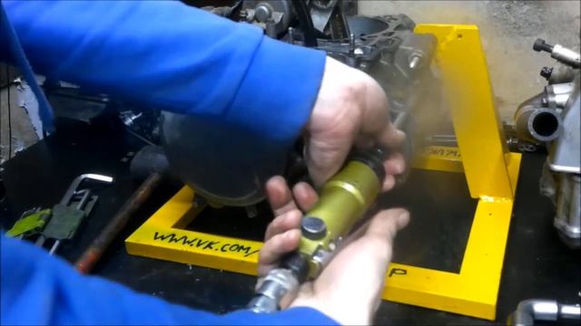 Разборка мотора Suzuki DRZ400