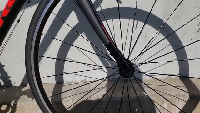 Быстрый обзор шоссера начального уровня Trek Domane AL2 смотреть онлайн