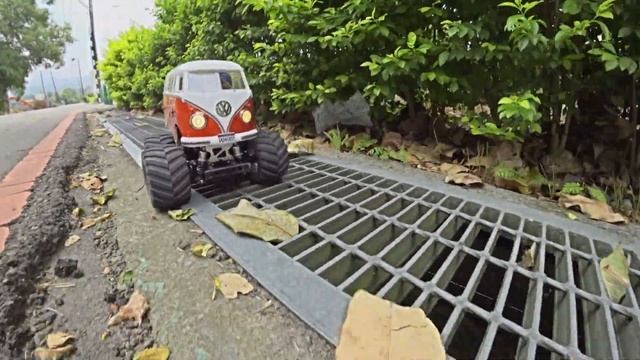 Tamiya RC VW TYPE 2（T1） смотреть онлайн