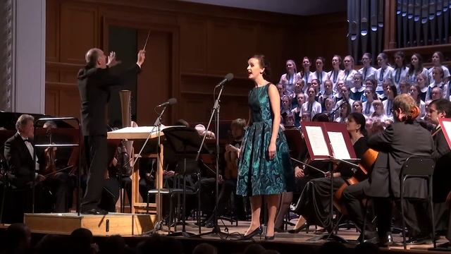 "Дельфины в порту" Надежда ГУЛИЦКАЯ и хор ДМХШ "Пионерия" смотреть онлайн