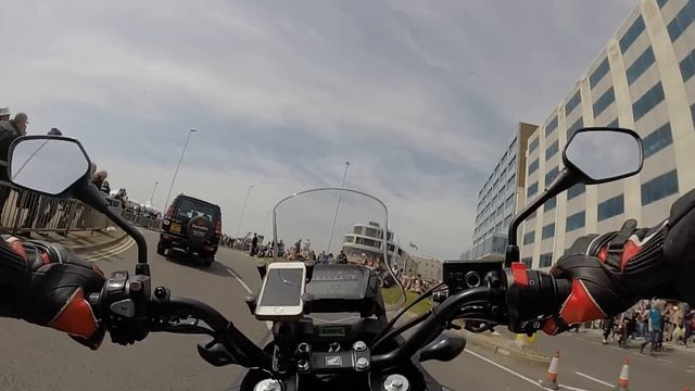 Hastings Run 2014 - Honda NC750X Studio Reesau/Ace Cafe смотреть онлайн