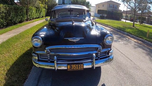 1950 Chevrolet Sport Coupe. Cuán lujoso eran estos autos hace 70 años | Classic Cars смотреть онлайн