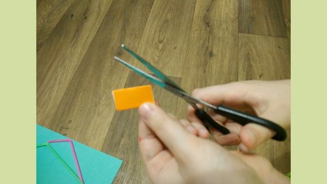 "ВЕСЕЛЫЕ ГУСЕНИЦЫ" смотреть онлайн