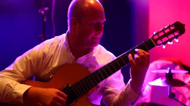 James Watson plays: Asturias live at The Imperial смотреть онлайн