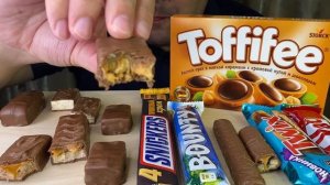 ASMR Eating Chocolate Candy Bars (Snickers, Twix, KitKat, Milky Way, Bounty, Nesquik) 먹방 Mukbang