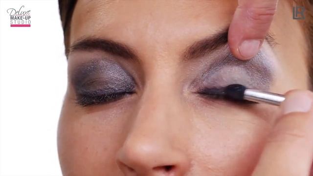 Deluxe Make-up Studio №5 Как сделать дымчатый макияж глаз. смотреть онлайн