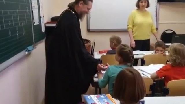 Поздравление батюшке смотреть онлайн