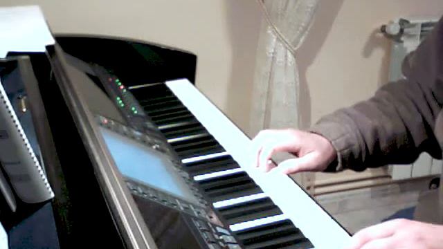 Ale Is Dear en yamaha clavinova cvp 409 смотреть онлайн