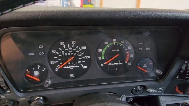 BMW ALPINA C1 e21 320i 325i 323i смотреть онлайн